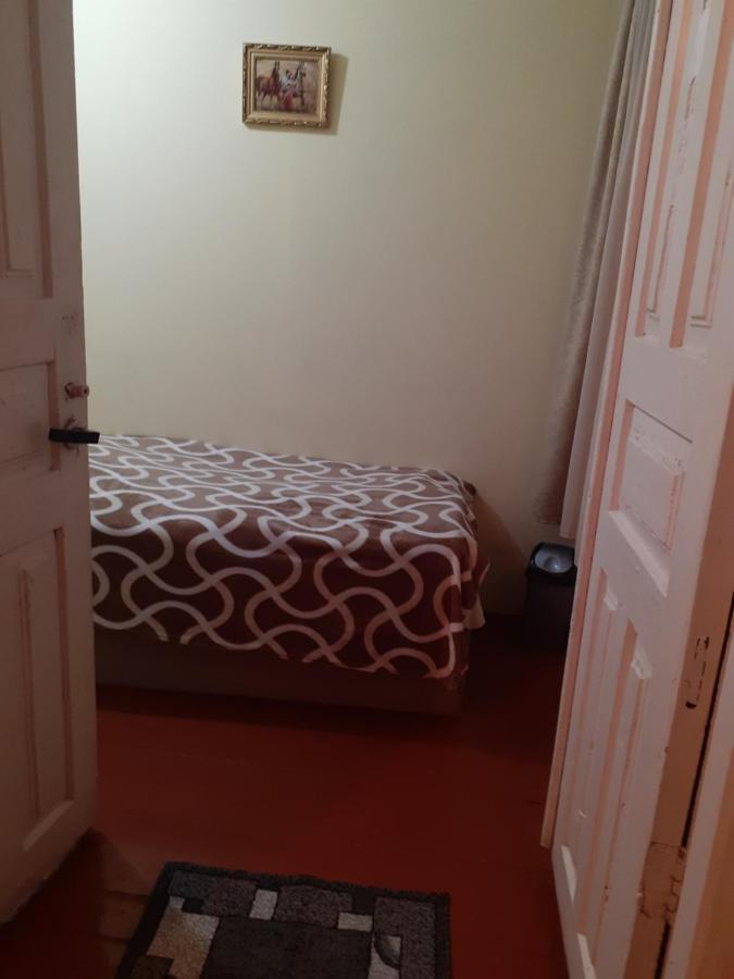 Hotel Family Bachi Adishi Екстер'єр фото